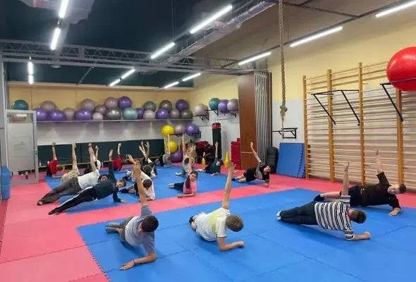 Kalistenika w Szkółce Sportowej OSiR Biłgoraj – aktywnie i bezpiecznie