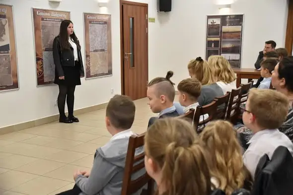 Młodzi recytatorzy z gminy Biłgoraj nagrodzeni. Znamy laureatów 30. Jesiennego Konkursu Recytatorskiego