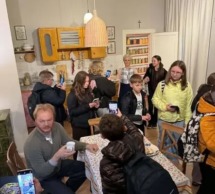 Piątoklasiści z wizytą w Sandomierzu – śladami serialowego ojca Mateusza