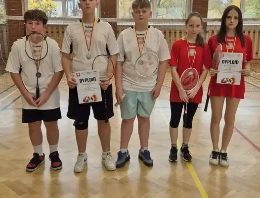 Mistrzostwa Powiatu w Badmintonie w Tarnogrodzie: awans obu drużyn do półfinału wojewódzkiego